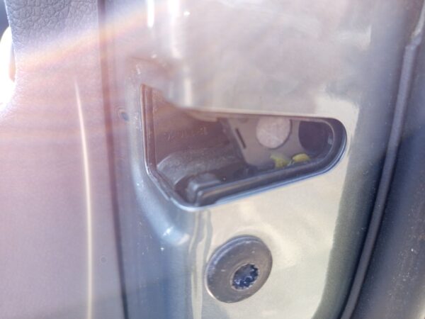 CERRADURA PUERTA DELANTERA DERECHA VOLKSWAGEN GOLF V (1K1)(10.2003)