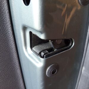 CERRADURA PUERTA TRASERA DERECHA VOLKSWAGEN GOLF V (1K1)(10.2003)