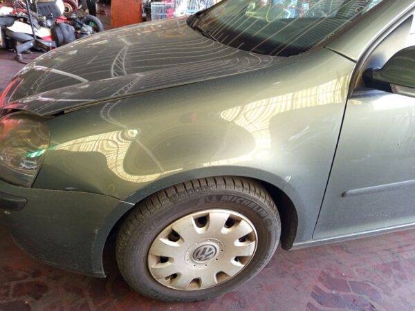 ALETA DELANTERA IZQUIERDA VOLKSWAGEN GOLF V (1K1)(10.2003)