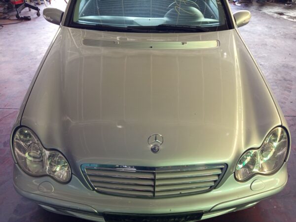 CAPO MERCEDES-BENZ CLASE C (BM 203) BERLINA