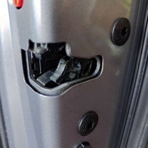 CERRADURA PUERTA TRASERA DERECHA CITROEN C-ELYSÉE