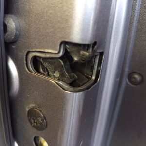 CERRADURA PUERTA DELANTERA IZQUIERDA CITROEN C-ELYSÉE