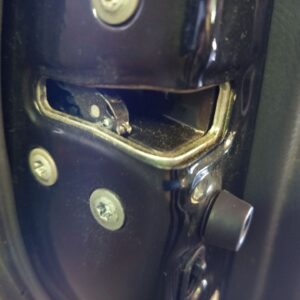 CERRADURA PUERTA TRASERA IZQUIERDA TOYOTA AVENSIS WAGON (T25)