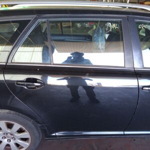 PUERTA TRASERA DERECHA TOYOTA AVENSIS WAGON (T25)