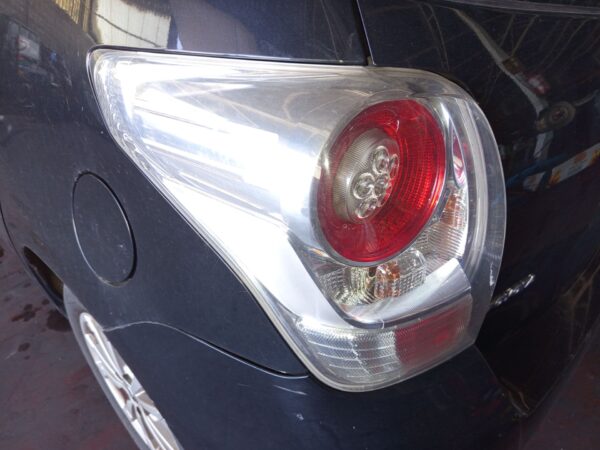 PILOTO TRASERO IZQUIERDO TOYOTA VERSO (AUR2/ZGR2)
