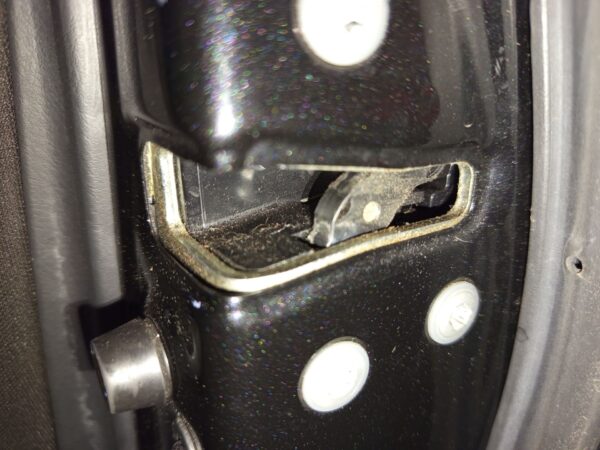 CERRADURA PUERTA TRASERA DERECHA TOYOTA VERSO (AUR2/ZGR2)