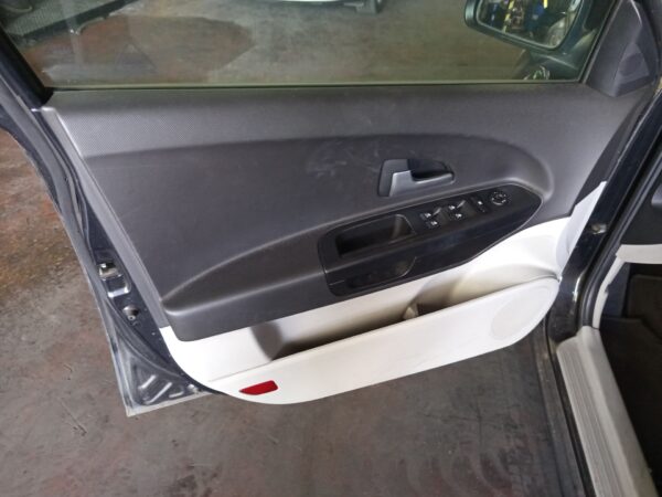 ELEVALUNAS DELANTERO IZQUIERDO KIA CEED (ED)