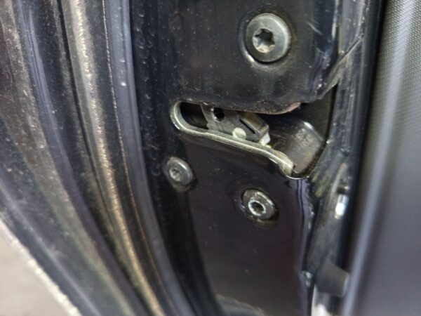 CERRADURA PUERTA TRASERA IZQUIERDA KIA CEED (ED)