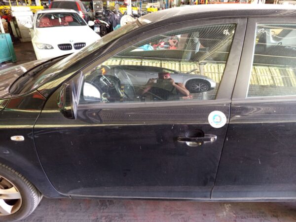 CERRADURA PUERTA DELANTERA IZQUIERDA KIA CEED (ED)
