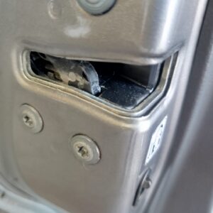 CERRADURA PUERTA TRASERA IZQUIERDA TOYOTA AURIS (E18)