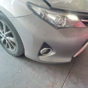 PARAGOLPES DELANTERO TOYOTA AURIS (E18)
