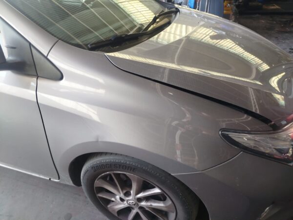 ALETA DELANTERA DERECHA TOYOTA AURIS (E18)