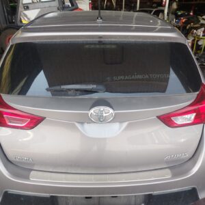 PORTON TRASERO TOYOTA AURIS (E18)