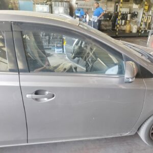 PUERTA DELANTERA DERECHA TOYOTA AURIS (E18)