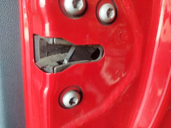 CERRADURA PUERTA DELANTERA DERECHA FORD KA (CCU)