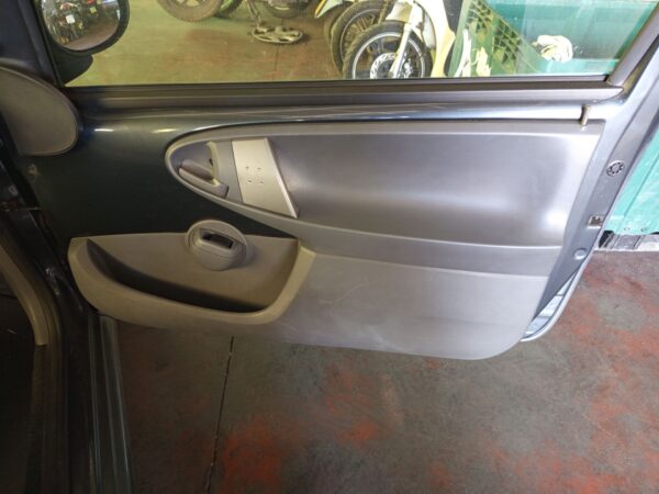ELEVALUNAS DELANTERO DERECHO TOYOTA AYGO (KGB/WNB)