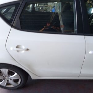 PUERTA TRASERA DERECHA HYUNDAI I30 (FD)