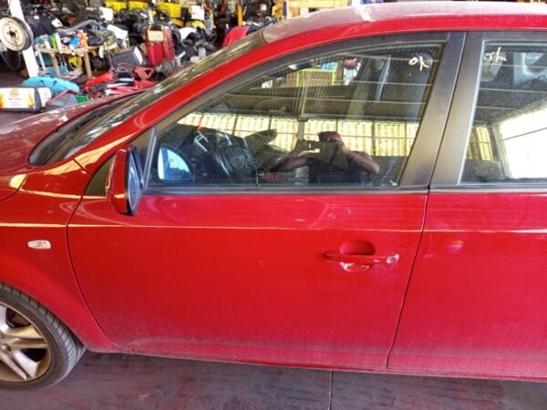 PUERTA DELANTERA IZQUIERDA KIA CEED (ED)