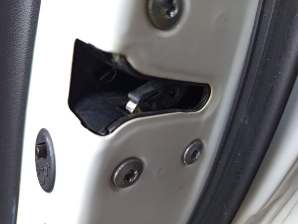 CERRADURA PUERTA TRASERA DERECHA HYUNDAI I30 (FD)