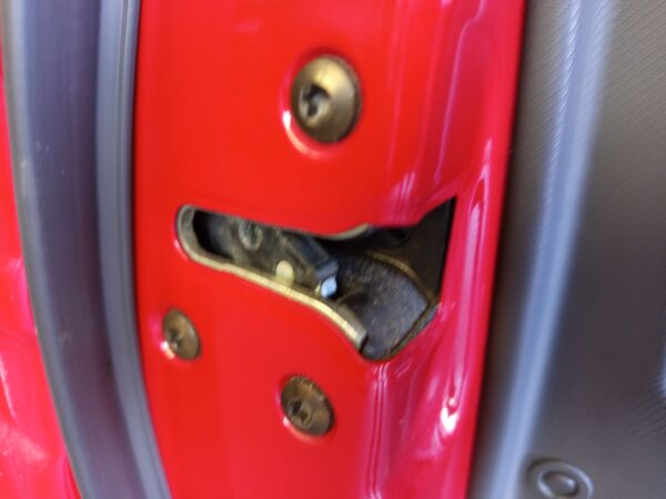 CERRADURA PUERTA DELANTERA IZQUIERDA KIA CEED (ED)