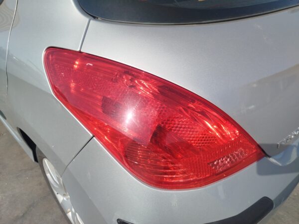 PILOTO TRASERO IZQUIERDO PEUGEOT 308