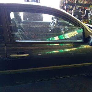 PUERTA DELANTERA DERECHA RENAULT MEGANE II BERLINA 3P