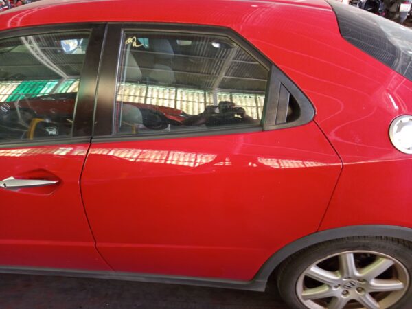PUERTA TRASERA IZQUIERDA HONDA CIVIC 5 PUERTAS (FK)