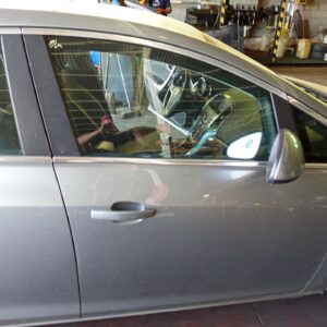 PUERTA DELANTERA DERECHA OPEL ASTRA J BERLINA 5P