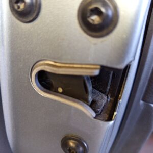 CERRADURA PUERTA DELANTERA IZQUIERDA OPEL ASTRA J BERLINA 5P