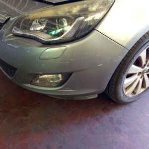 PARAGOLPES DELANTERO OPEL ASTRA J BERLINA 5P