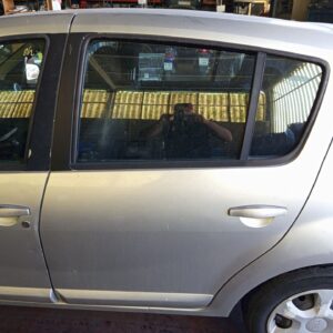 PUERTA TRASERA IZQUIERDA DACIA SANDERO