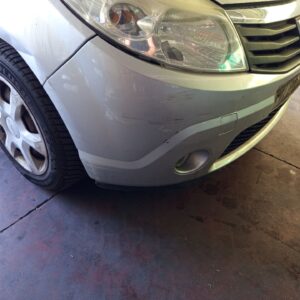 PARAGOLPES DELANTERO DACIA SANDERO