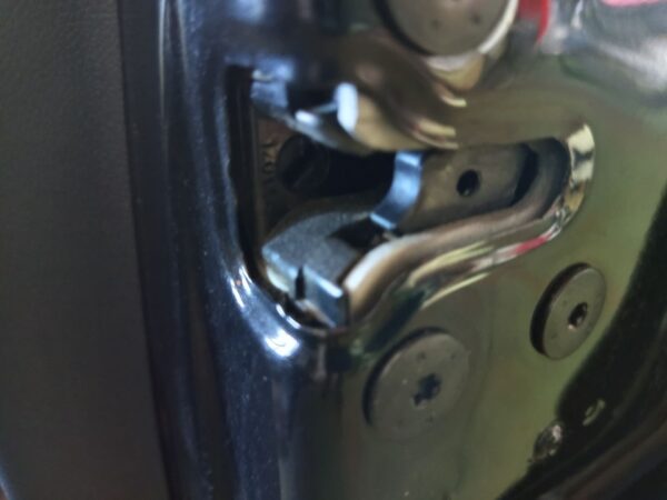 CERRADURA PUERTA DELANTERA DERECHA RENAULT FLUENCE