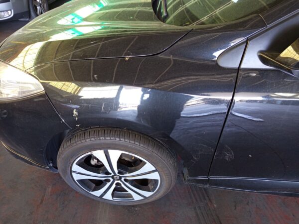 ALETA DELANTERA IZQUIERDA RENAULT FLUENCE