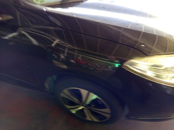 ALETA DELANTERA DERECHA RENAULT FLUENCE
