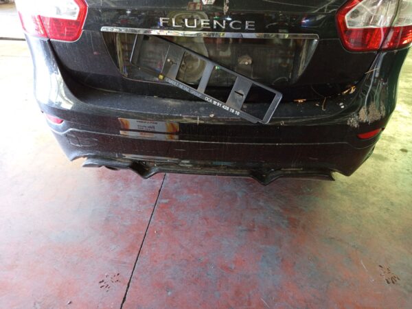 PARAGOLPES TRASERO RENAULT FLUENCE