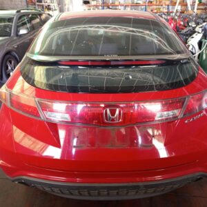PILOTO TRASERO CENTRAL HONDA CIVIC 5 PUERTAS (FK)