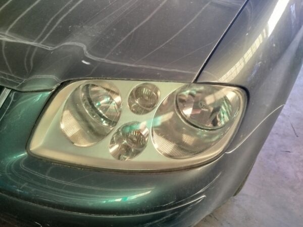 FARO IZQUIERDO VOLKSWAGEN TOURAN (1T1)