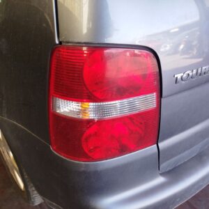 PILOTO TRASERO IZQUIERDO VOLKSWAGEN TOURAN (1T1)