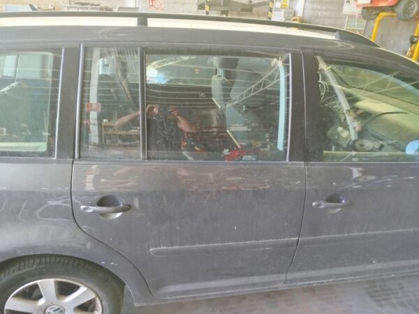 PUERTA TRASERA DERECHA VOLKSWAGEN TOURAN (1T1)