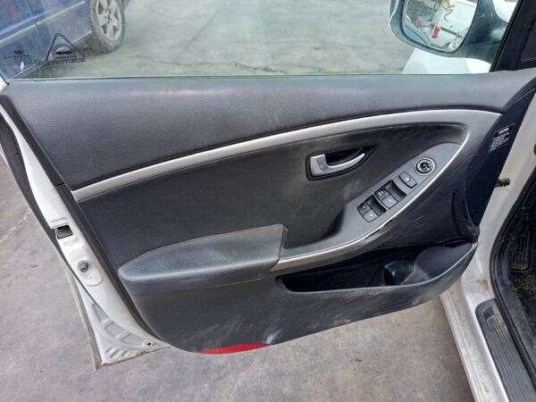 ELEVALUNAS DELANTERO IZQUIERDO HYUNDAI I30 (GD)