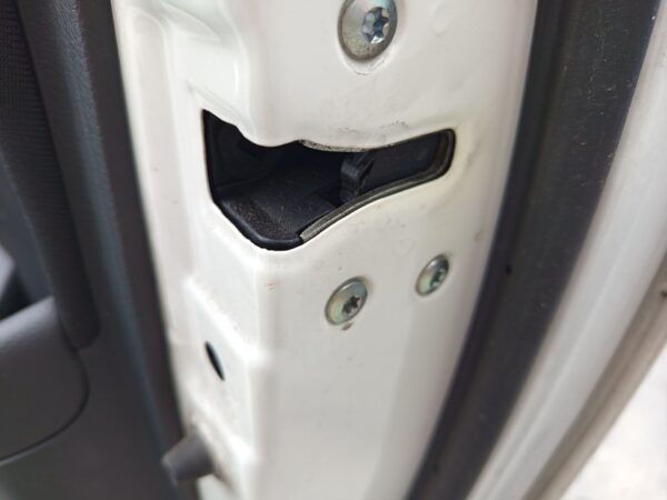 CERRADURA PUERTA TRASERA DERECHA HYUNDAI I30 (GD)