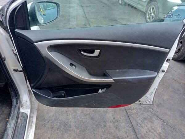 ELEVALUNAS DELANTERO DERECHO HYUNDAI I30 (GD)