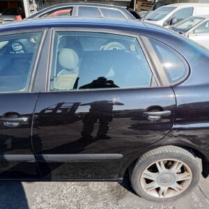 PUERTA TRASERA IZQUIERDA SEAT CORDOBA BERLINA (6L2)