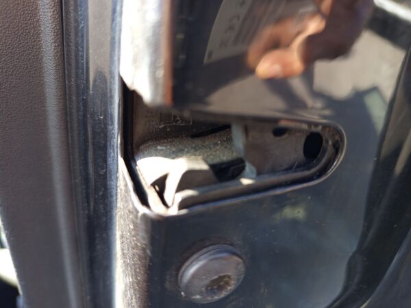 CERRADURA PUERTA TRASERA DERECHA SEAT CORDOBA BERLINA (6L2)