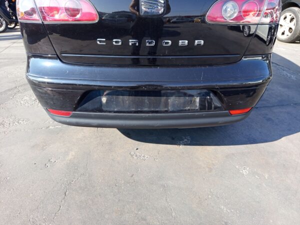 PARAGOLPES TRASERO SEAT CORDOBA BERLINA (6L2)