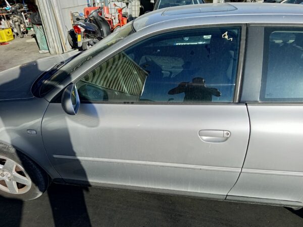 PUERTA DELANTERA IZQUIERDA AUDI A3 (8L)