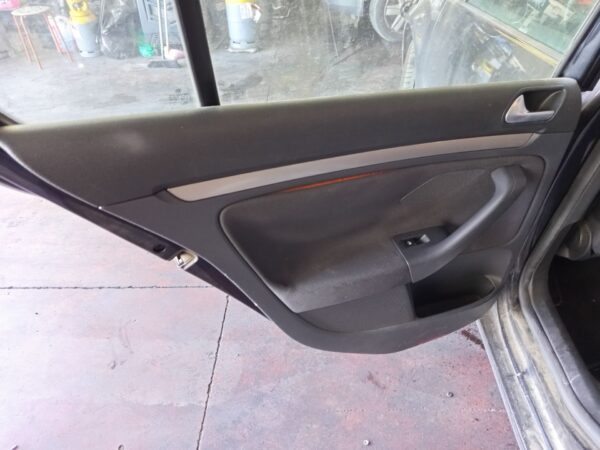 ELEVALUNAS TRASERO IZQUIERDO VOLKSWAGEN GOLF V (1K1)(10.2003)