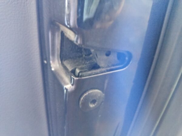 CERRADURA PUERTA TRASERA DERECHA VOLKSWAGEN GOLF V (1K1)(10.2003)