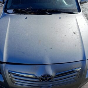 CAPO TOYOTA AVENSIS BERLINA (T25)